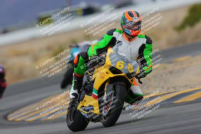 media/Jan-14-2023-SoCal Trackdays (Sat) [[497694156f]]/Turn 4 Set 2 (1030am)/